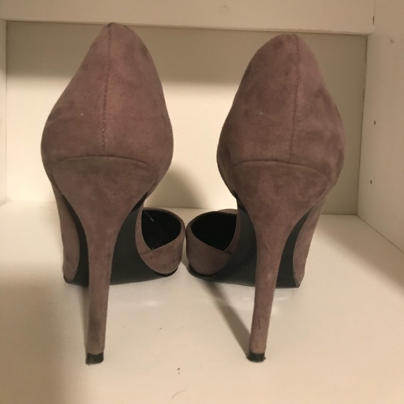 Grey suede closed toes stilettos - Picture 5 of 7